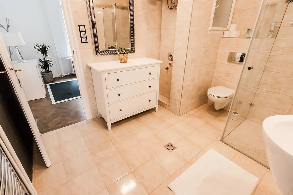 Cityhold Premier Apartment Budapest
