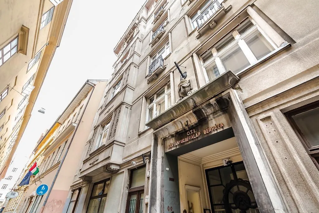 Cityhold Premier Apartment Budapest 0*,  Hungary